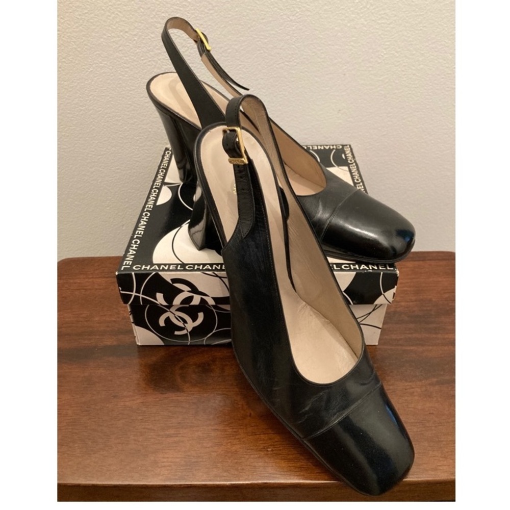 Chanel heels Slingback